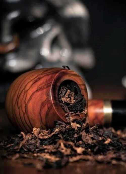 Tobacco & Oud Fragrance Oil