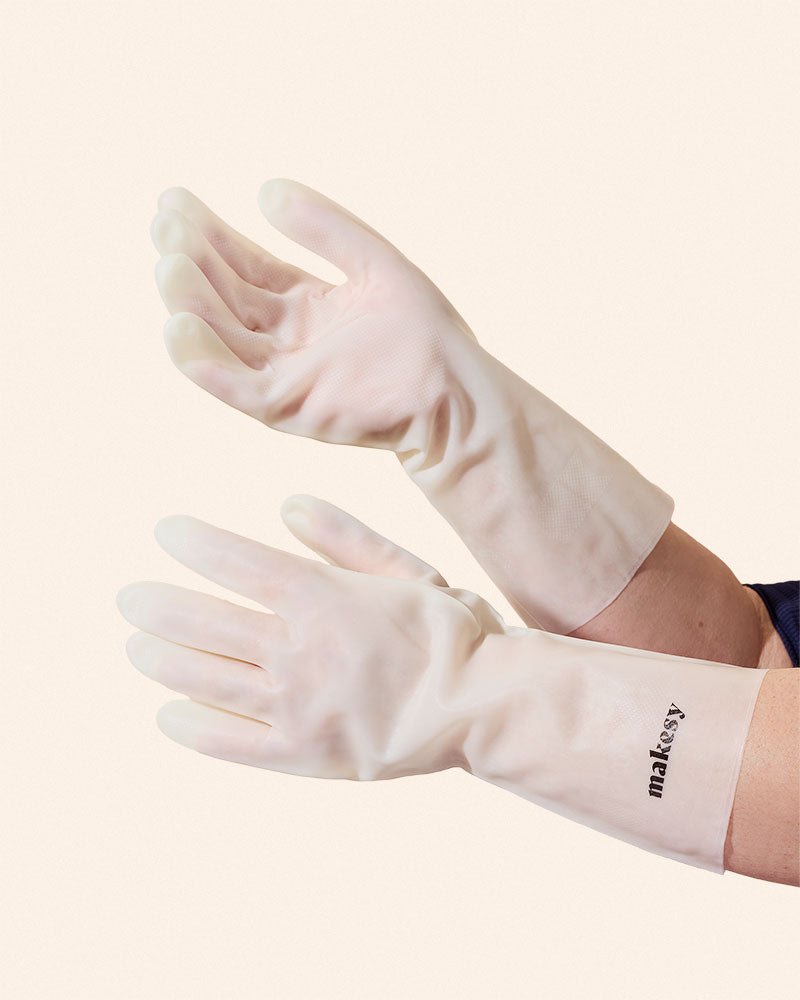 Nitrile maker gloves detail
