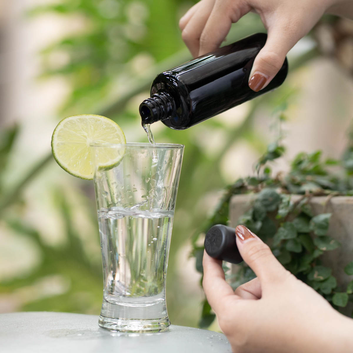 100 ML Childproof Easy Pour Screw Top Glass Bottle