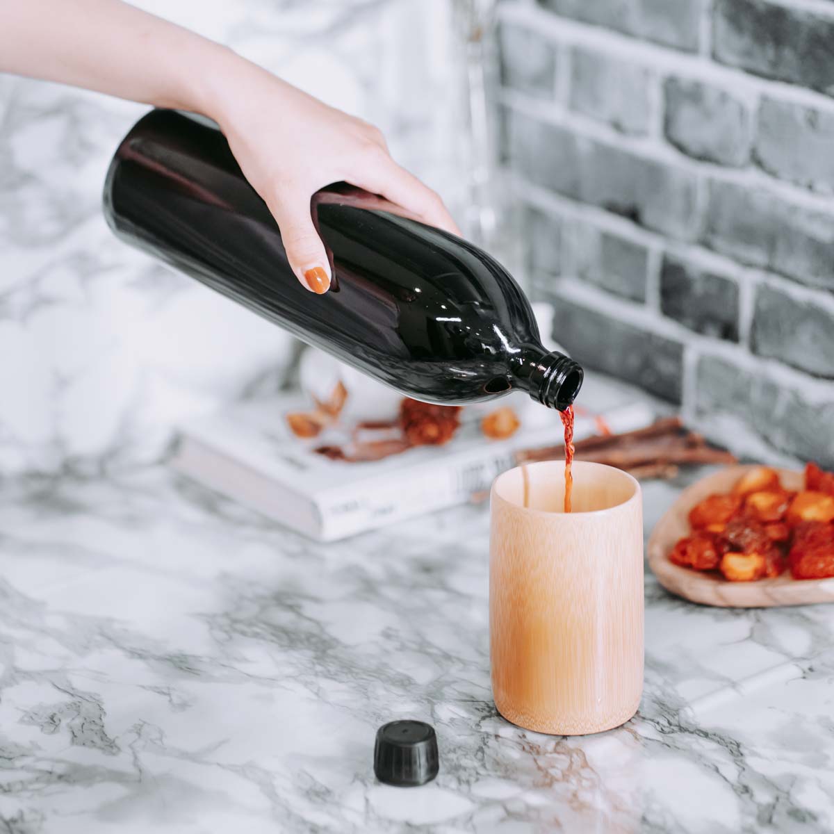 1 L Round Glass Bottle