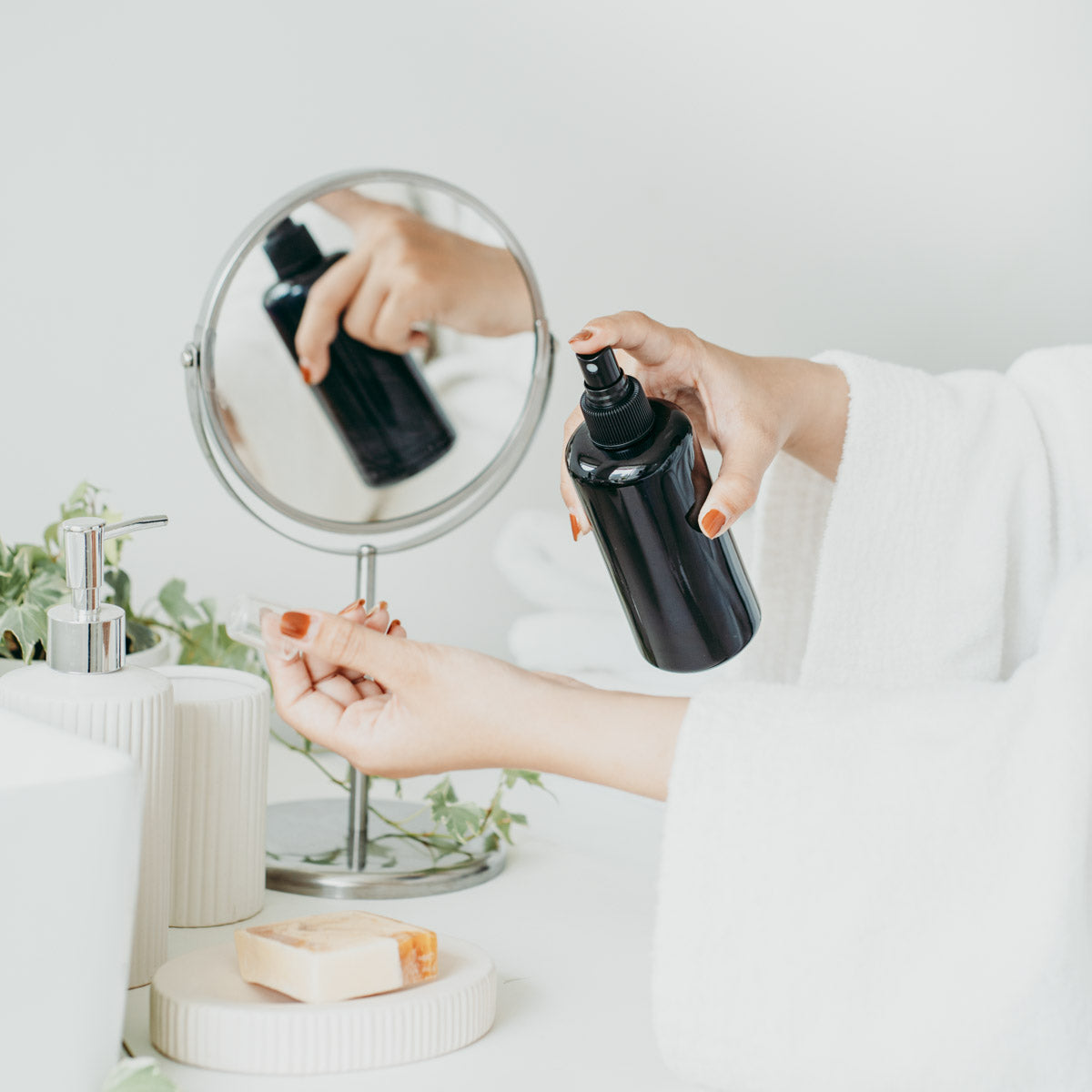 200 ML Glass Fine Mist Spray Bottle