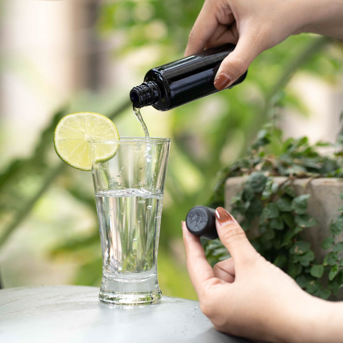50 ML Childproof Easy Pour Screw Top Glass Bottle