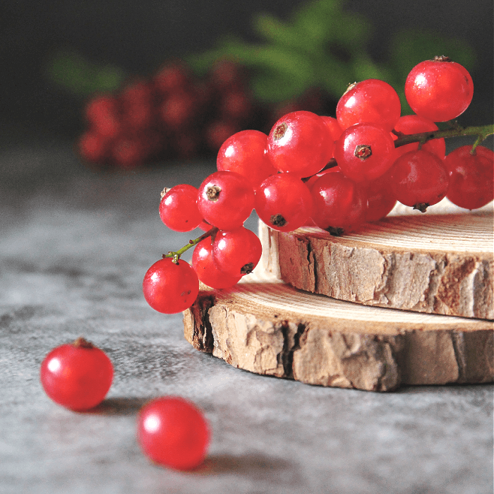 Currant & Sandalwood fragrance oil