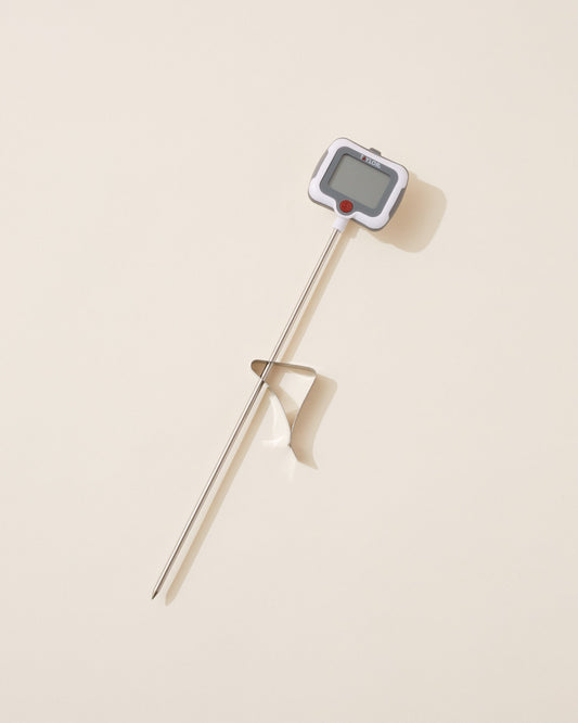 Digital thermometer for maker projects