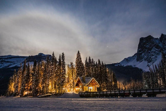 Snowy Mountain Cottage fragrance oil product image