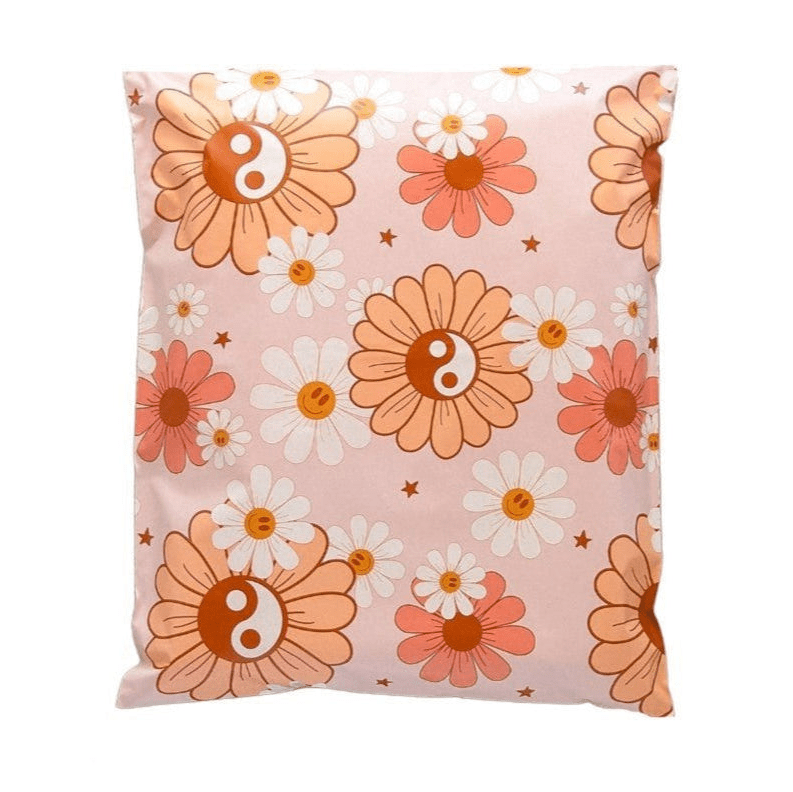 Yin Yang Daisy 6 by 9 inch poly mailers